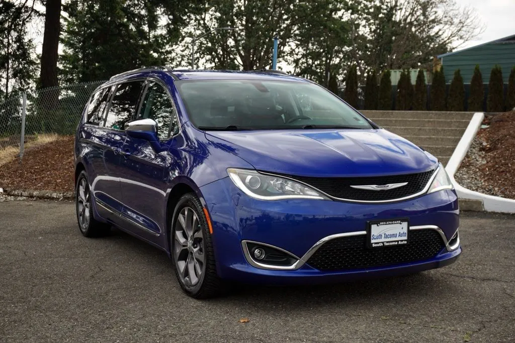 Blue 2019 Chrysler Pacifica Limited for sale in Tacoma, WA