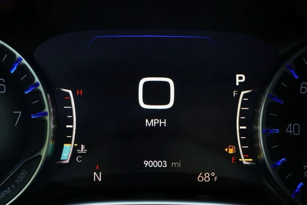 Chrysler Pacifica photo 29