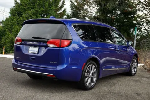 Another view of 2019 Chrysler Pacifica Limited for sale in Tacoma, WA at South Tacoma Auto