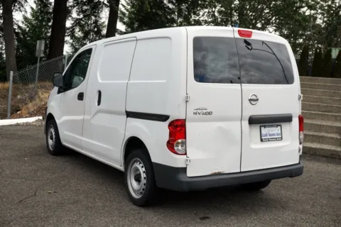 More photos of 2016 Nissan NV200 S at South Tacoma Auto, WA