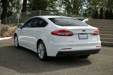 More photos of 2020 Ford Fusion Hybrid SE at South Tacoma Auto, WA