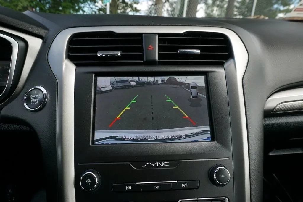 Ford Fusion photo 26