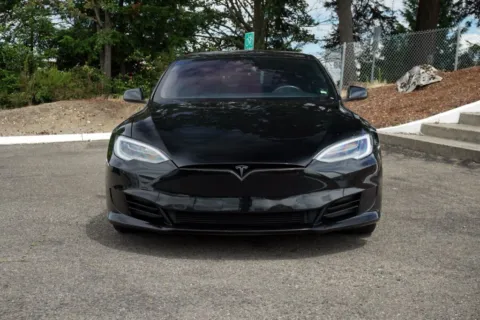 Photos of 2018 Tesla Model S 75D for sale in Tacoma, WA at South Tacoma Auto
