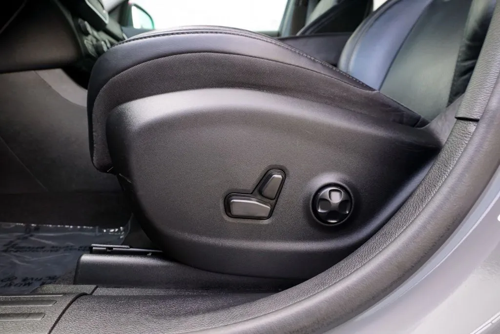 Jeep Cherokee photo 15