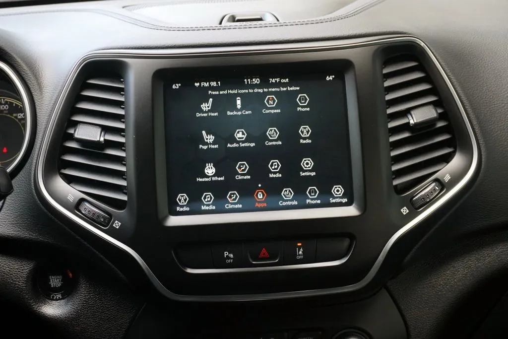 Jeep Cherokee photo 26