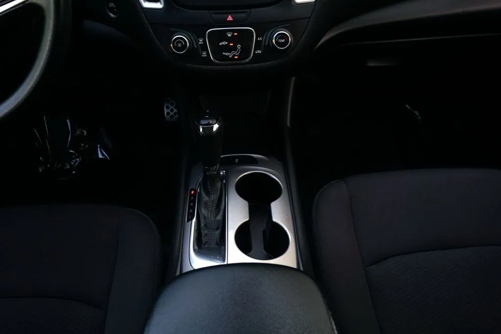 Chevrolet Malibu photo 18