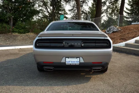 More photos of 2016 Dodge Challenger SXT at South Tacoma Auto, WA
