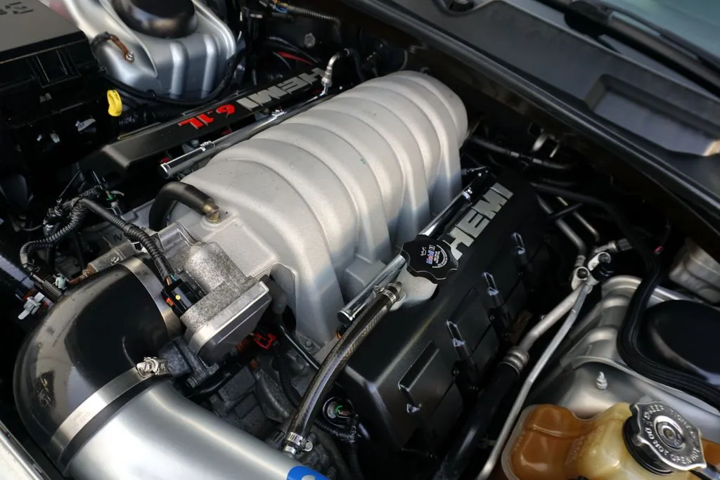 Dodge Challenger photo 16