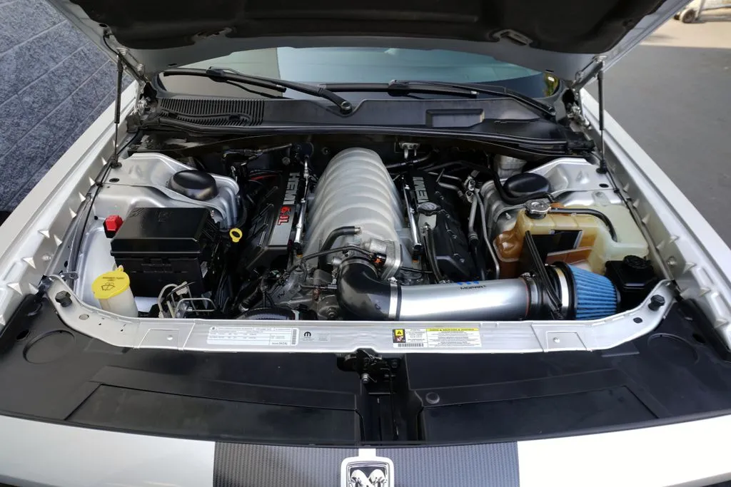 Dodge Challenger photo 14