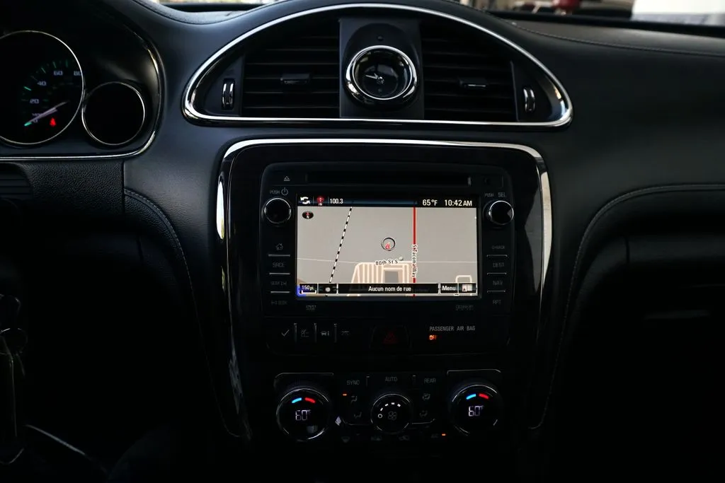 Buick Enclave photo 25
