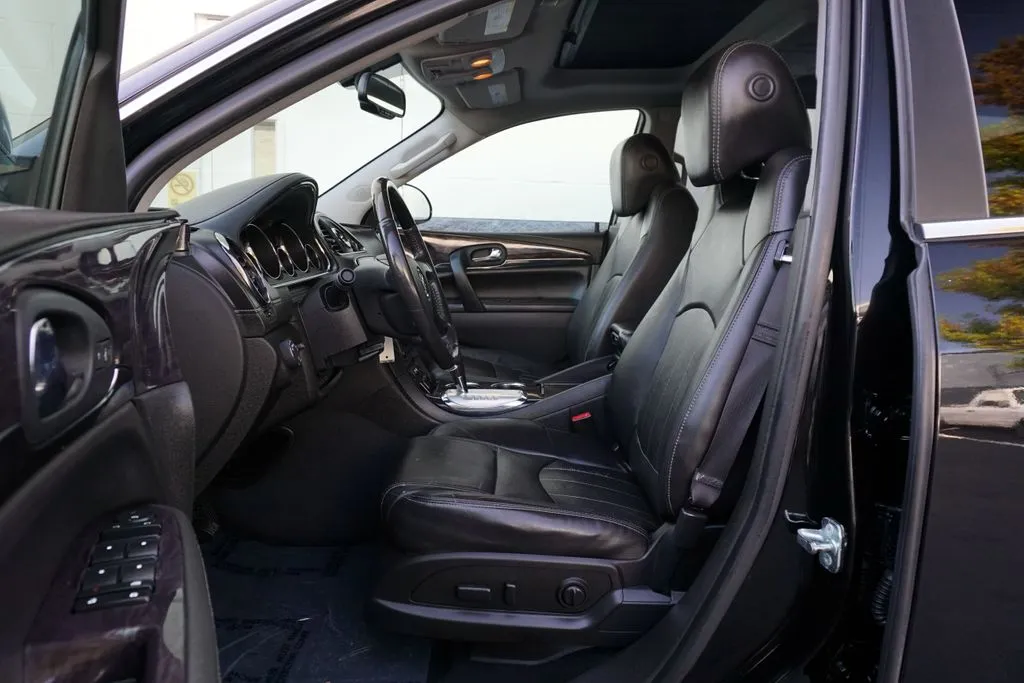 Buick Enclave photo 15