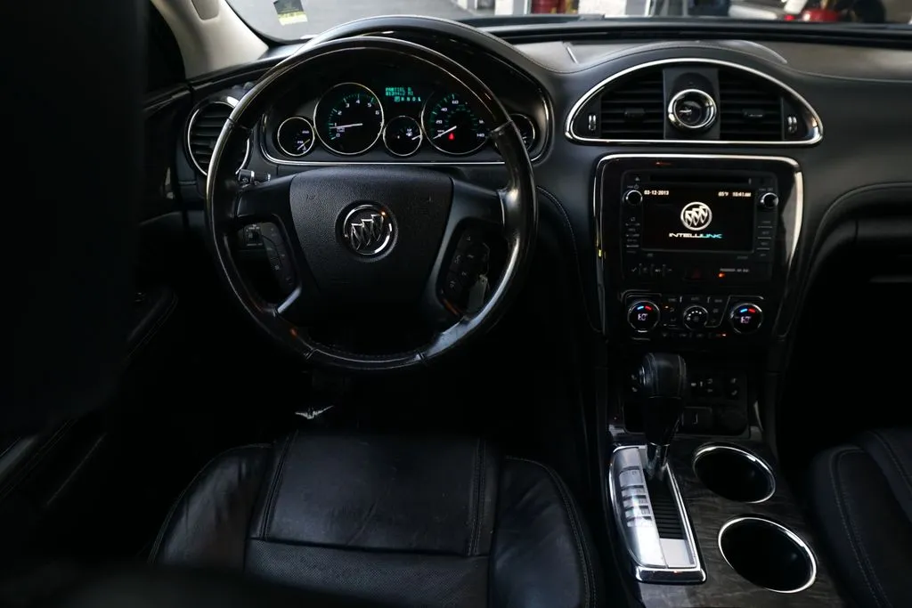 Buick Enclave photo 31