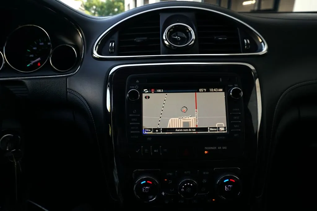 Buick Enclave photo 22