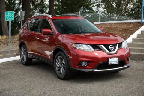 Red 2016 Nissan Rogue SL for sale in Tacoma, WA