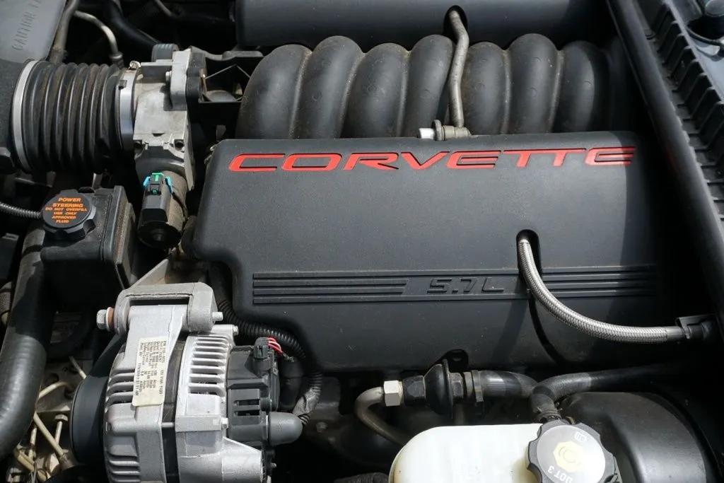 Chevrolet Corvette photo 16