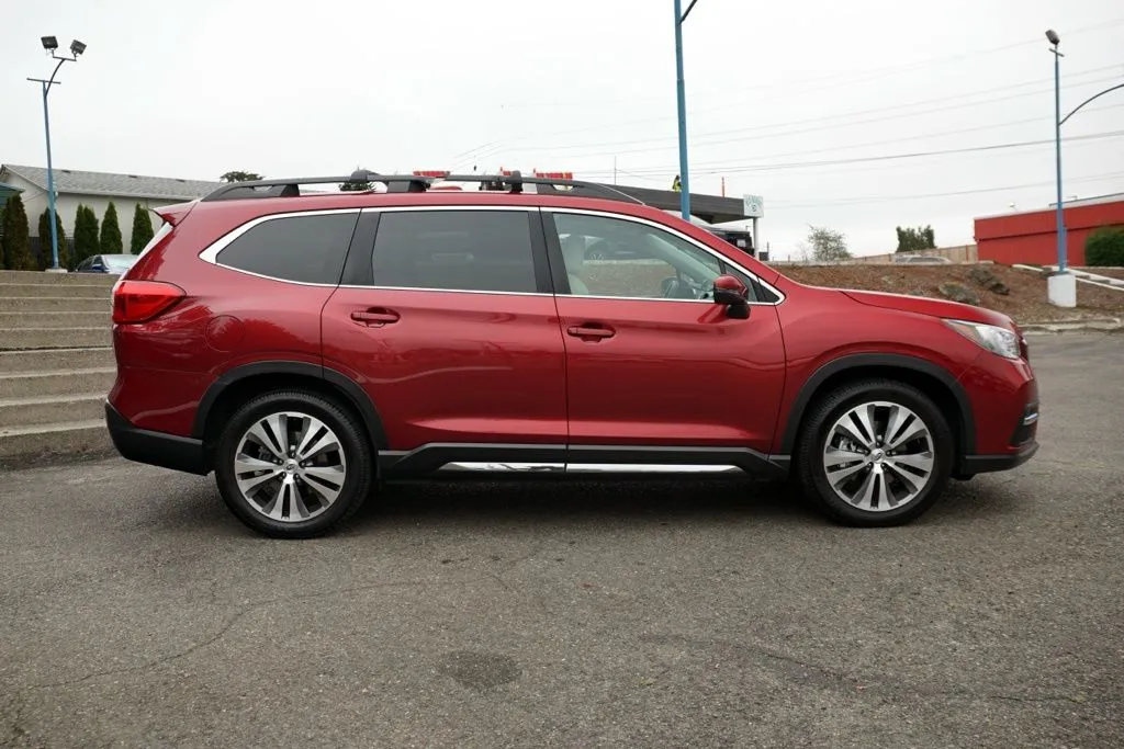Subaru Ascent photo 6
