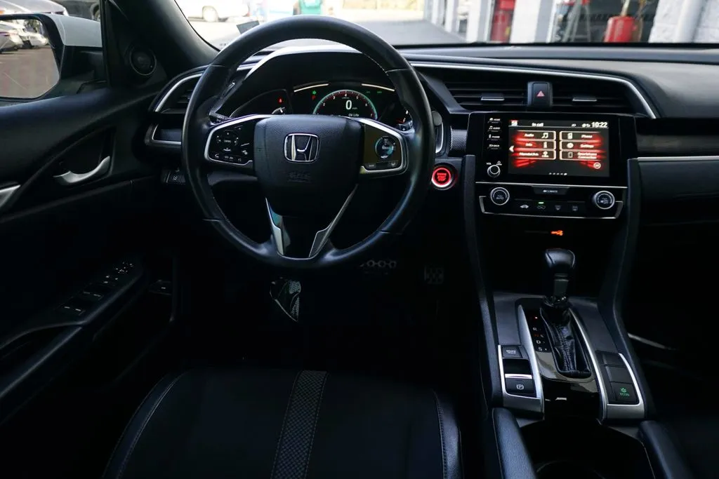 Honda Civic photo 14