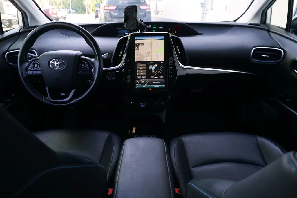 Toyota Prius photo 19