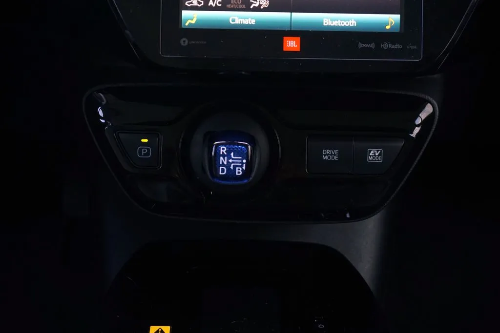 Toyota Prius photo 21