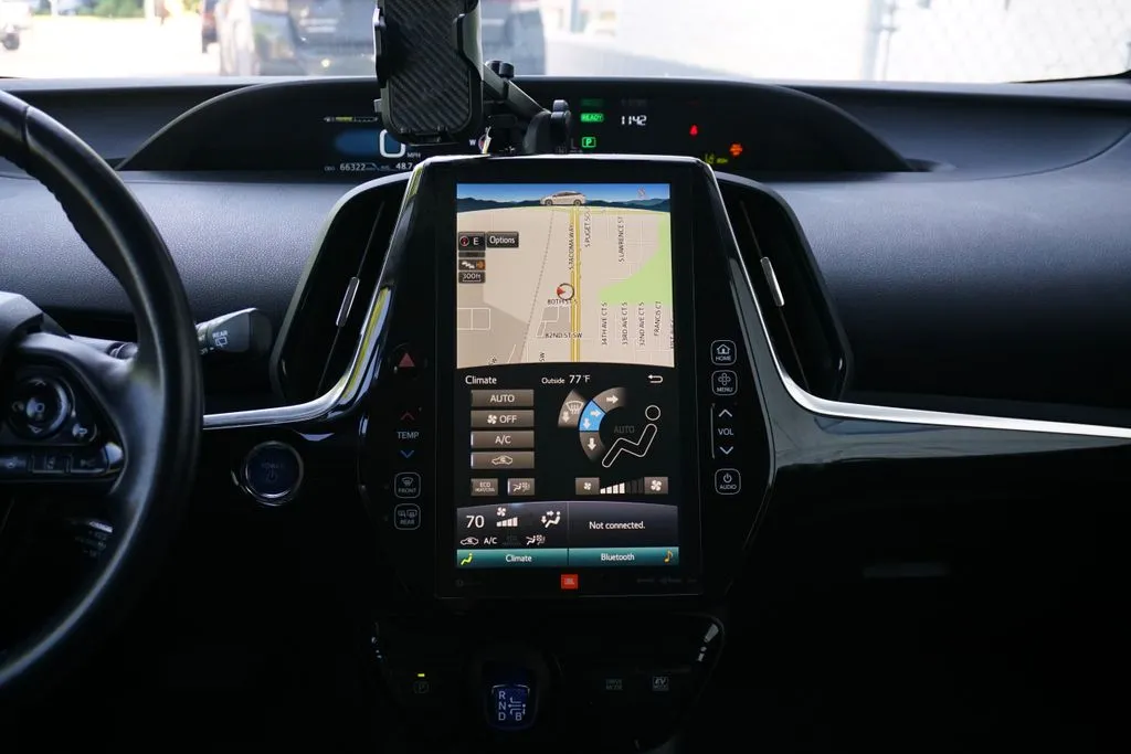 Toyota Prius photo 22