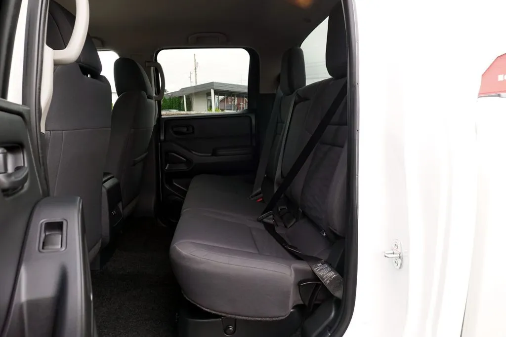Nissan Frontier photo 21