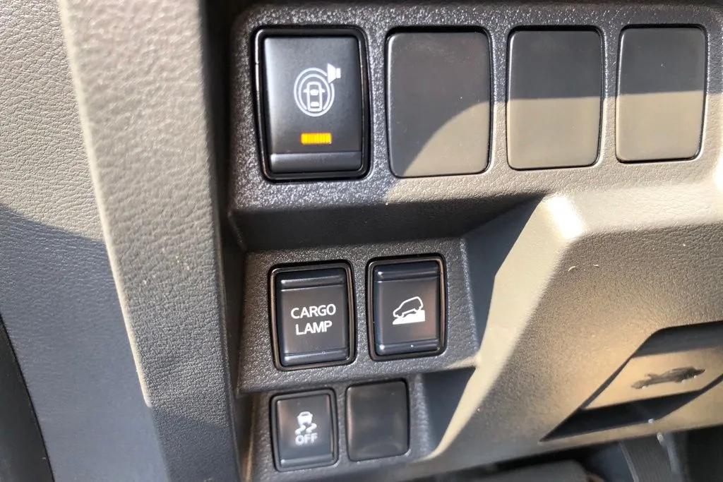 Nissan Frontier photo 22