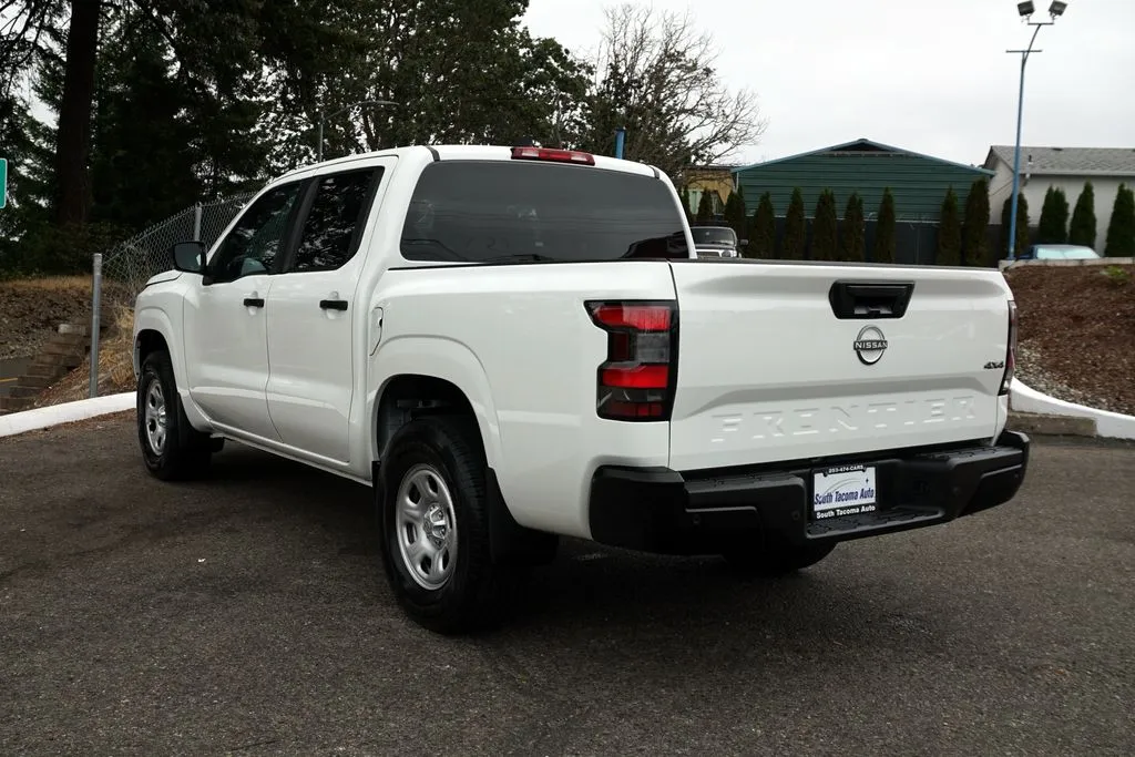 Nissan Frontier photo 5