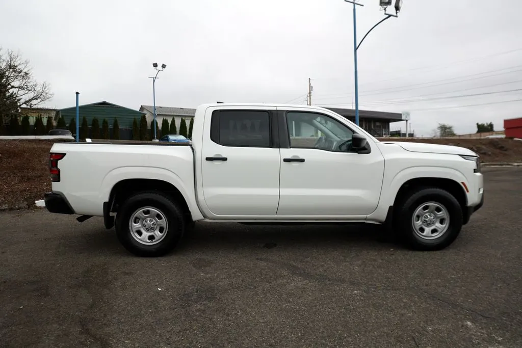 Nissan Frontier photo 6