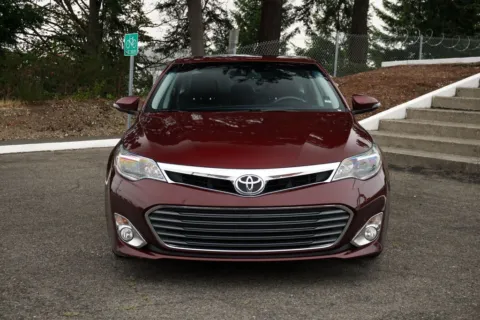More photos of 2013 Toyota Avalon Limited at South Tacoma Auto, WA