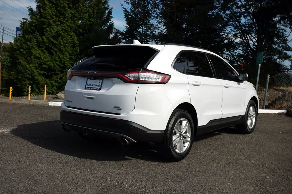 Ford Edge photo 5