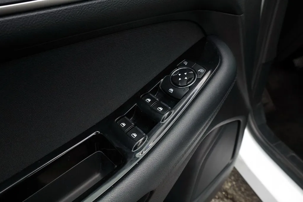 Ford Edge photo 14