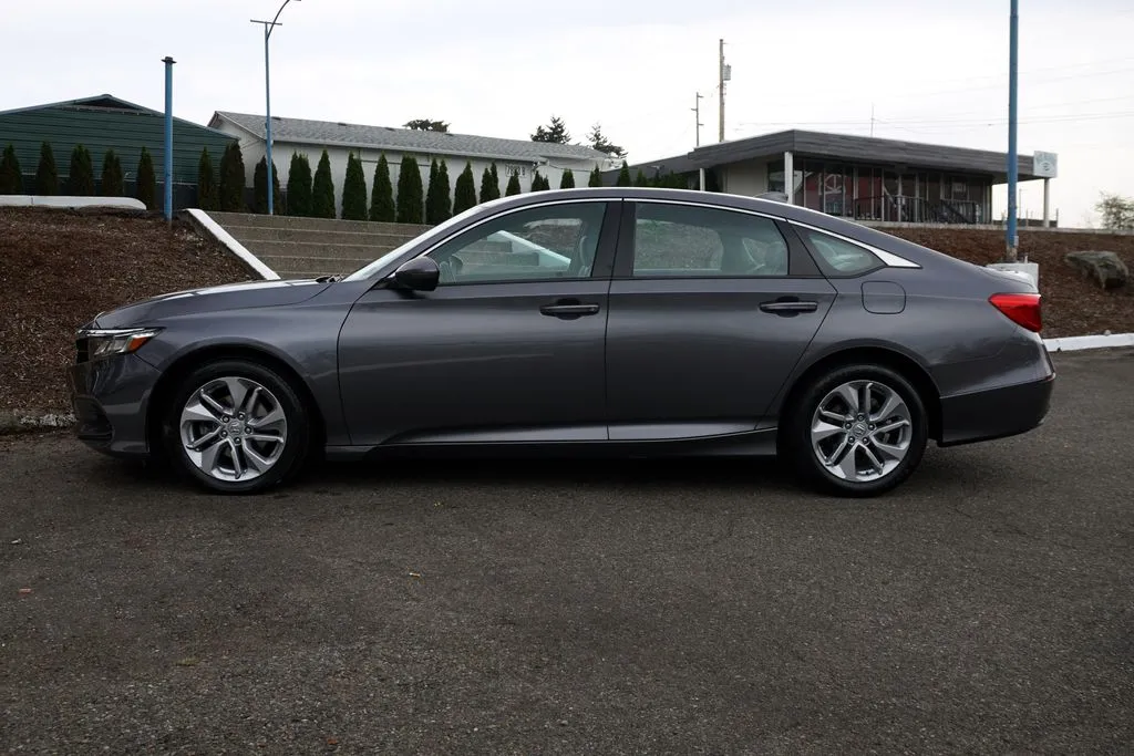 Honda Accord photo 8