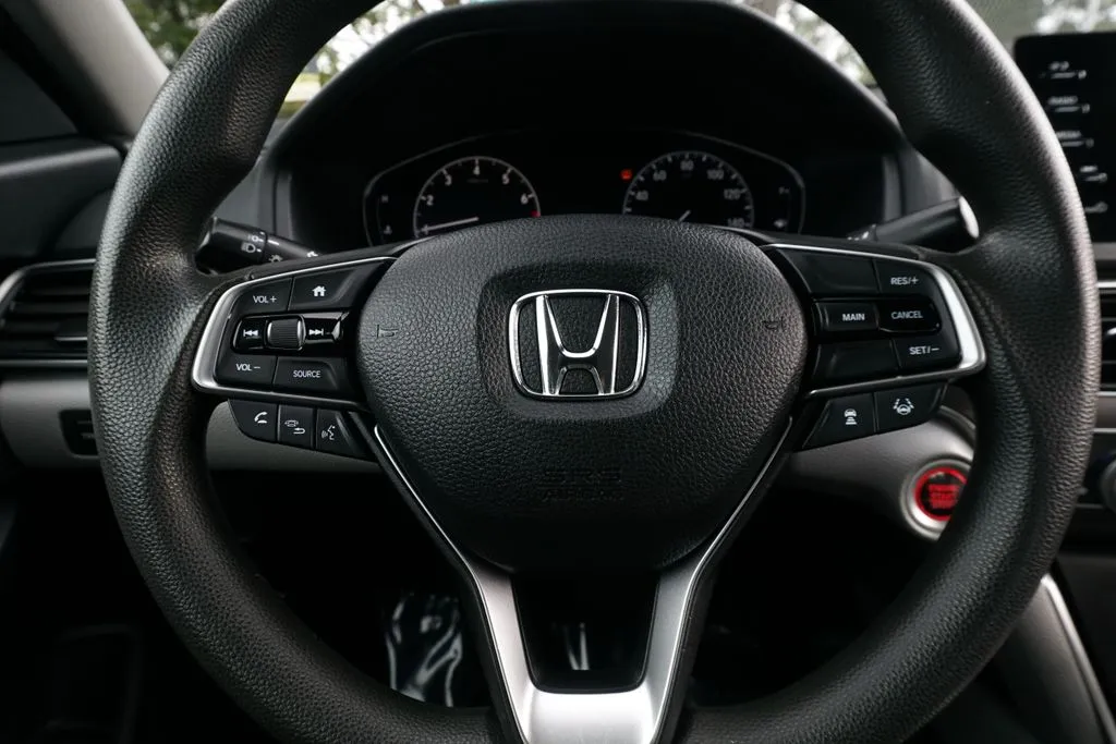 Honda Accord photo 22