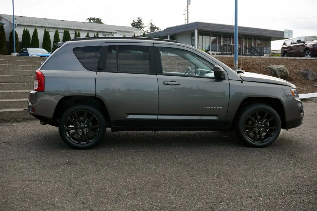Jeep Compass photo 6