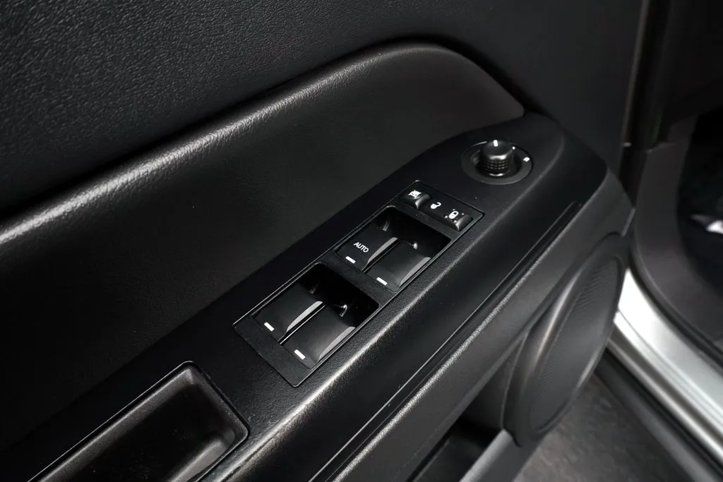 Jeep Compass photo 15
