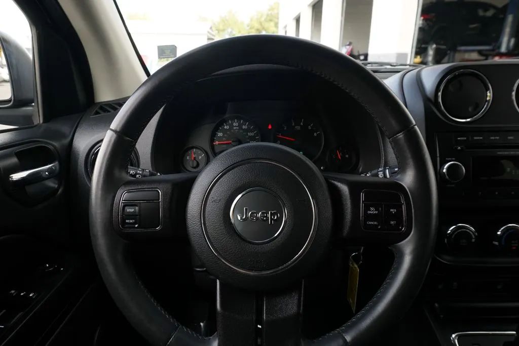 Jeep Compass photo 22