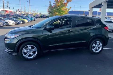 More photos of 2016 Honda HR-V EX at South Tacoma Auto, WA