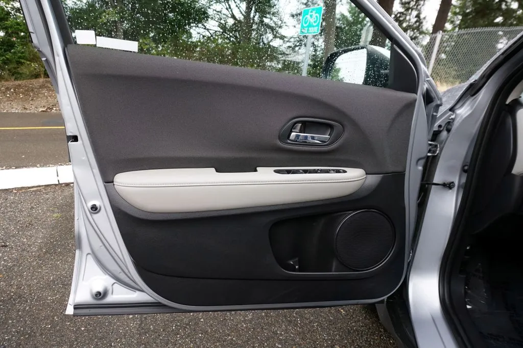 Honda HR-V photo 12
