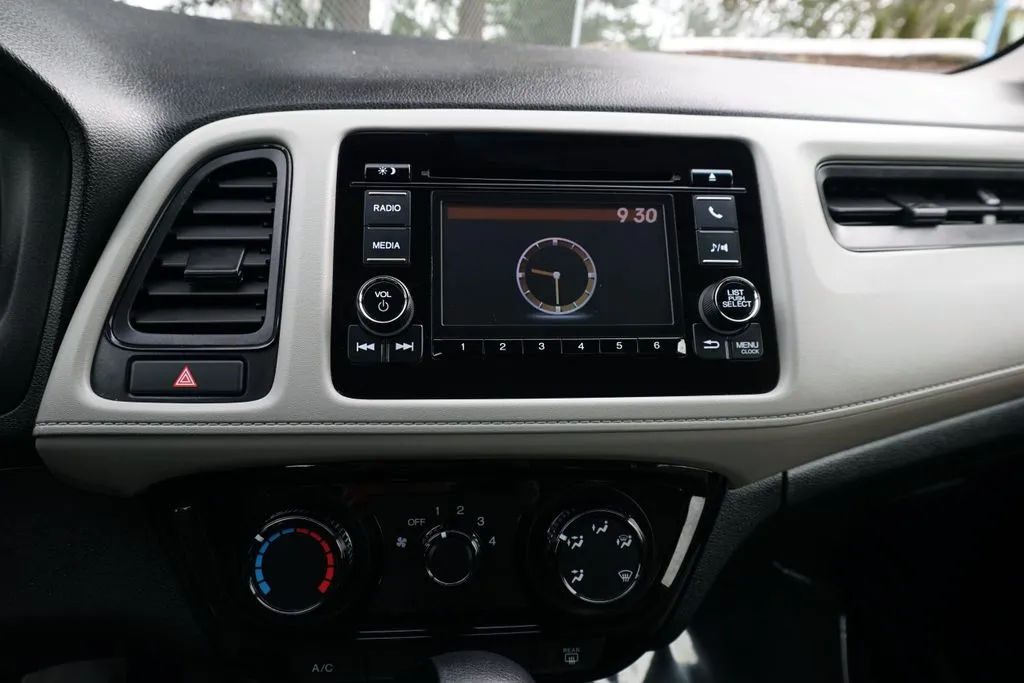 Honda HR-V photo 25
