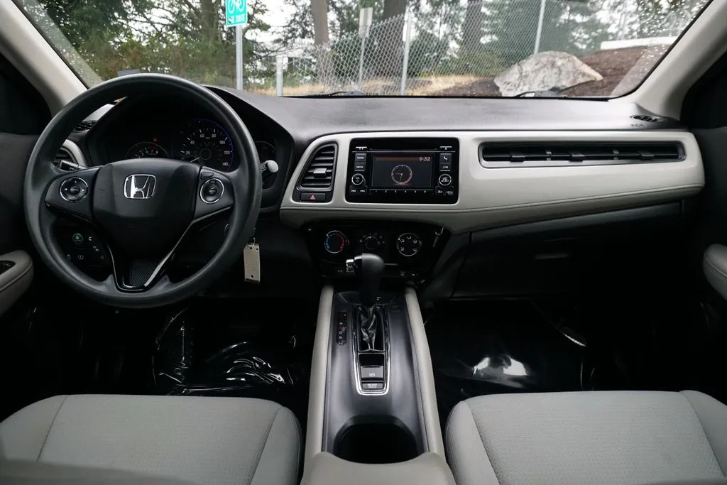Honda HR-V photo 16