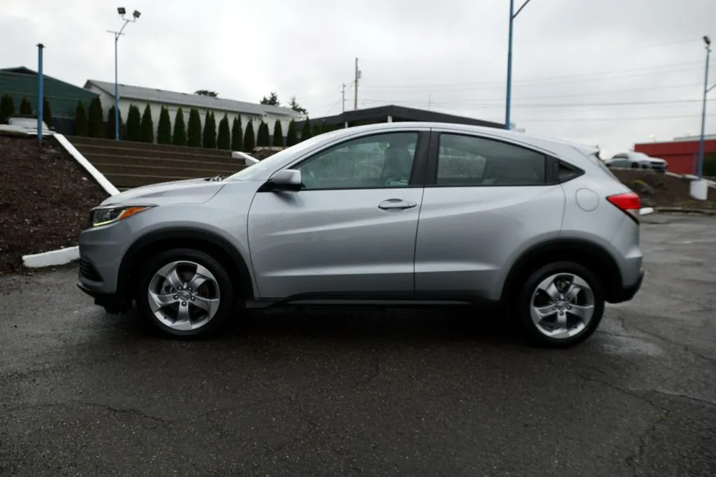 Honda HR-V photo 8