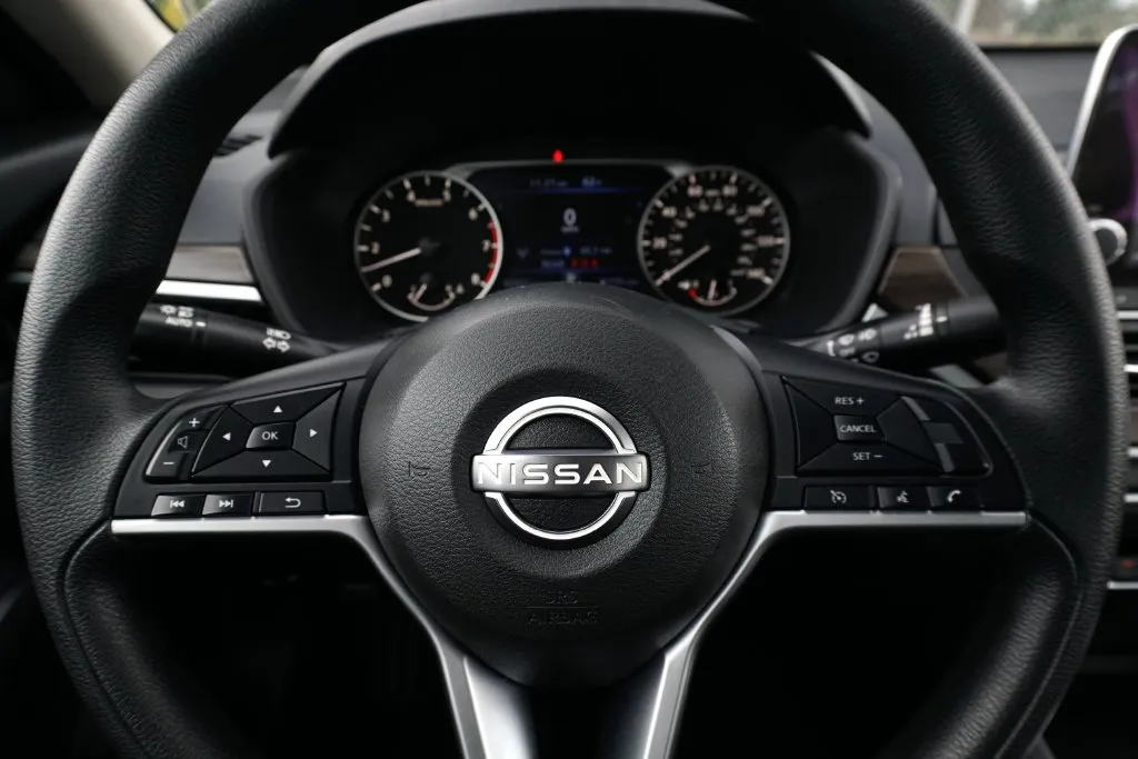 Nissan Altima photo 21
