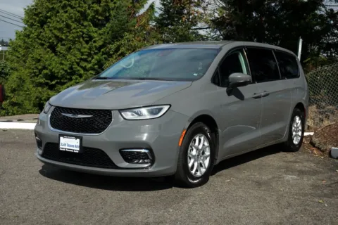 Another view of 2023 Chrysler Pacifica Touring L for sale in Tacoma, WA at South Tacoma Auto