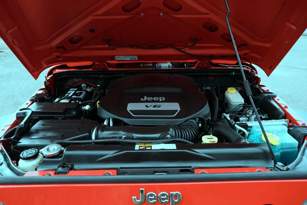 Jeep Wrangler photo 11