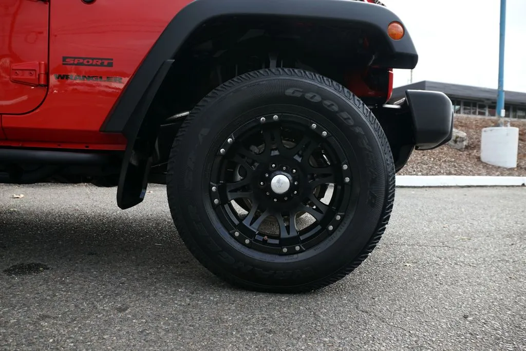 Jeep Wrangler photo 7