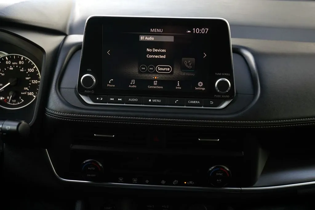 Nissan Rogue photo 24