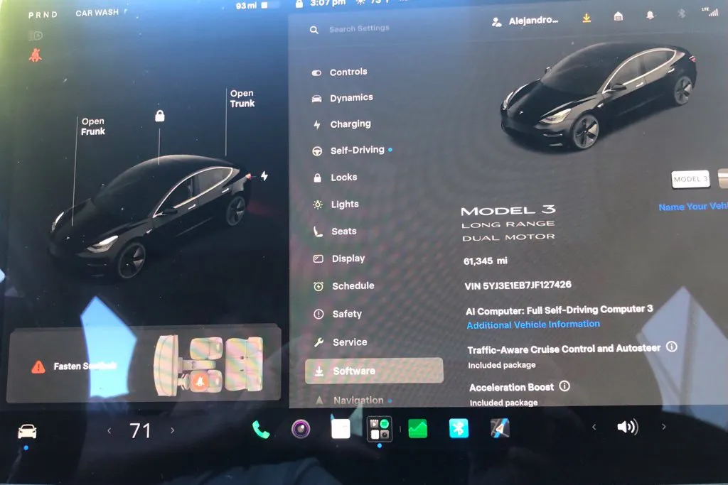 Tesla Model 3 photo 20
