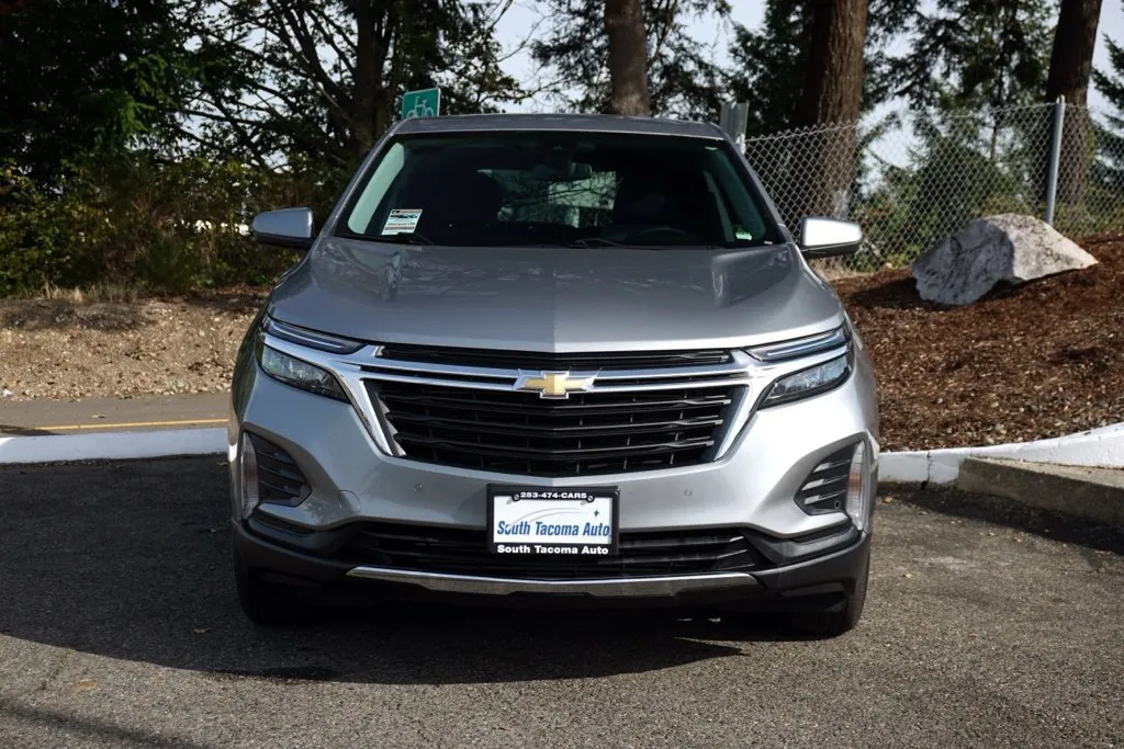 Chevrolet Equinox photo 2