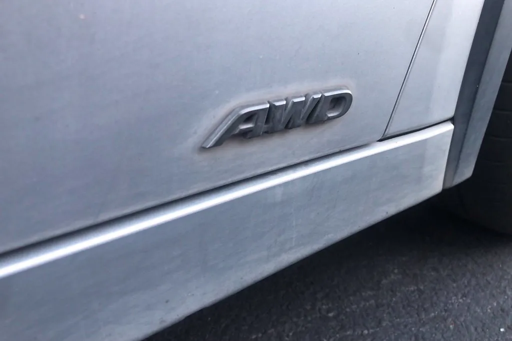 Toyota Prius photo 8