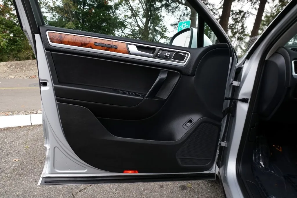 Volkswagen Touareg photo 13